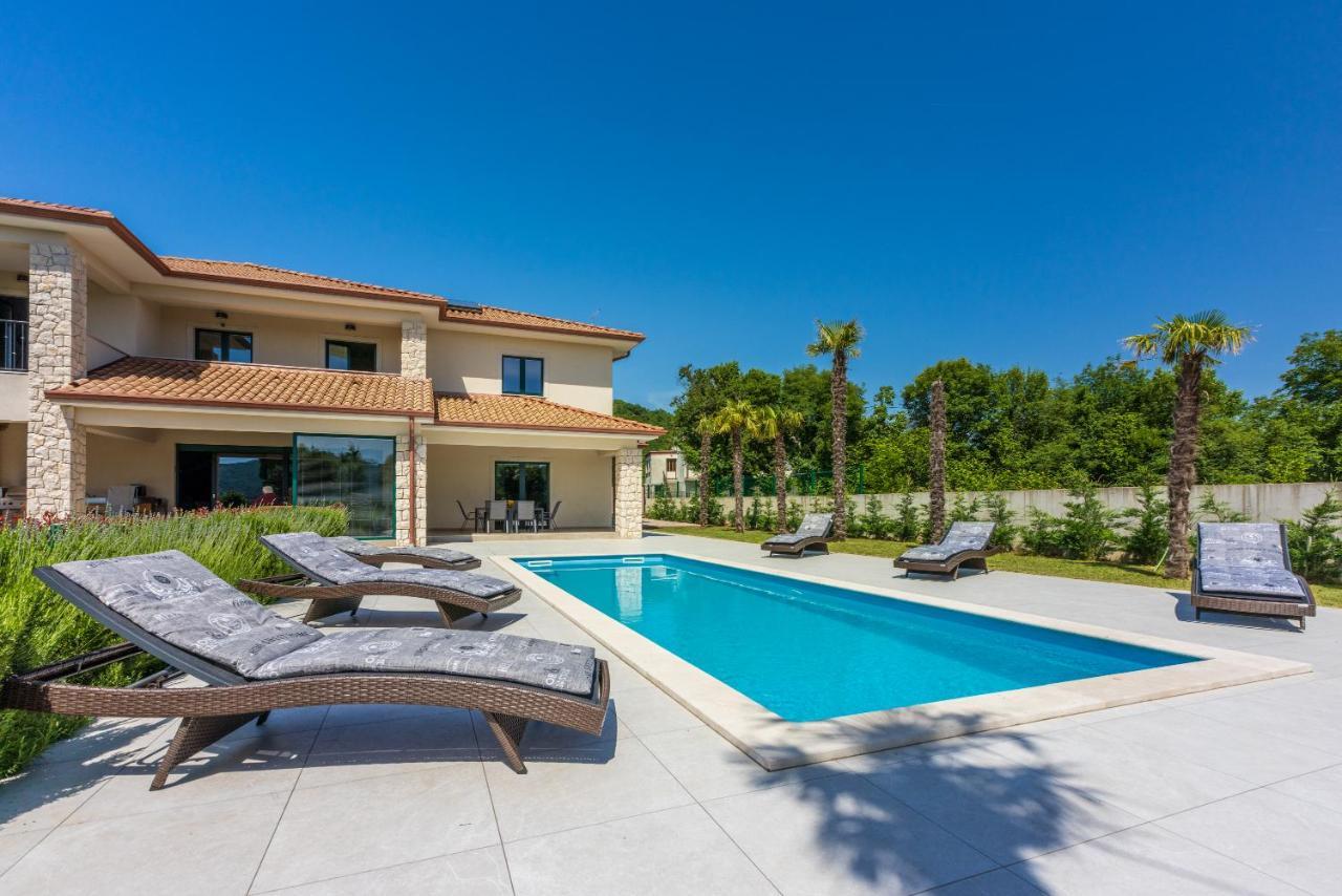 Villa Palma With Heated Private Pool Podhum Exterior photo